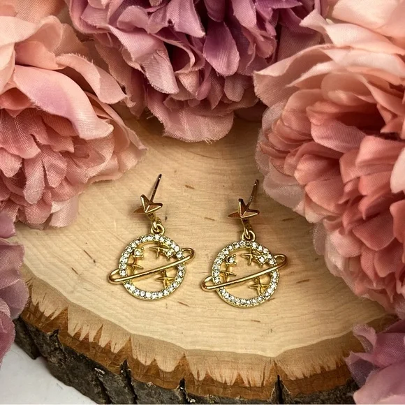 Crystal Planet Saturn and Gold Stars Dangle Earrings - Picture 12 of 16